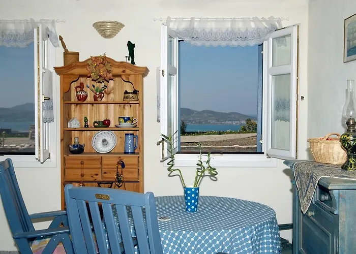 Parian Βίλα Πούντα